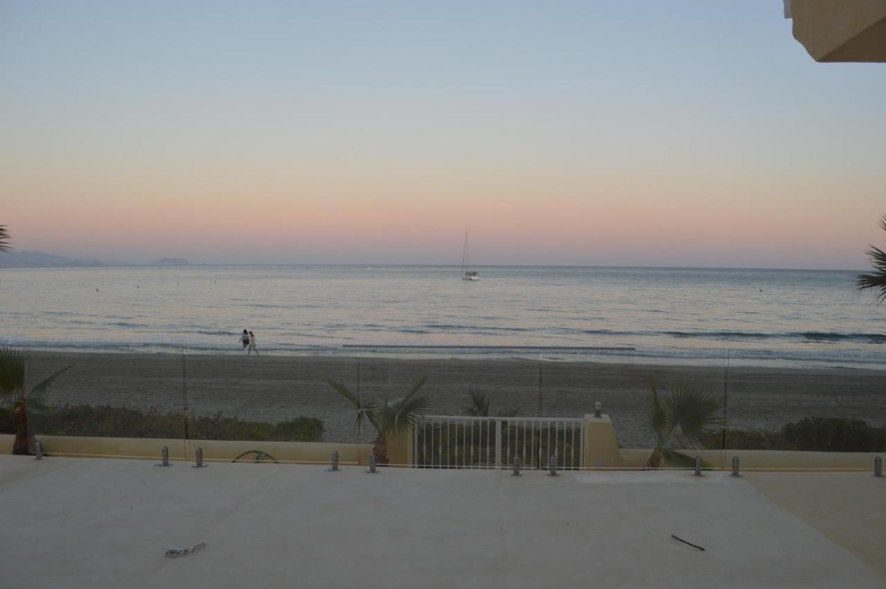Maravilloso Apartamento Amanecer Cabo A Pie De Playa Y Mar En Chalet Roquetes 阿利坎特 外观 照片