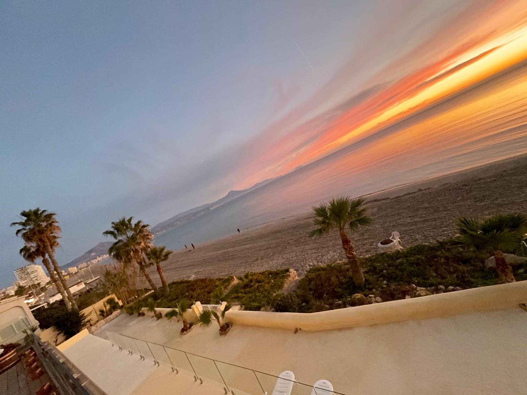 Maravilloso Apartamento Amanecer Cabo A Pie De Playa Y Mar En Chalet Roquetes 阿利坎特 外观 照片
