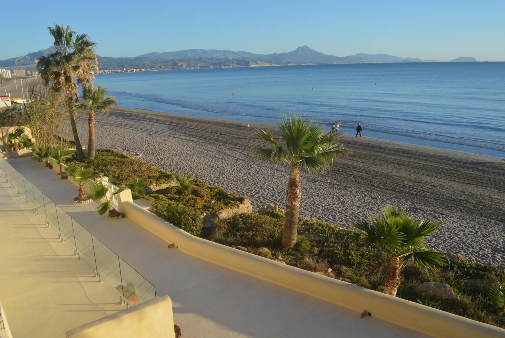 Maravilloso Apartamento Amanecer Cabo A Pie De Playa Y Mar En Chalet Roquetes 阿利坎特 外观 照片